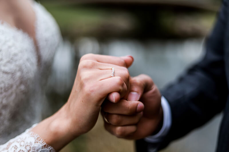 Hochzeitsfotografie in Magdeburg Nahaufnahme Ehering